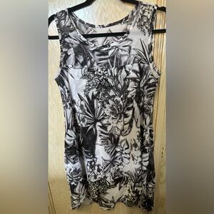 Robbie Bee‎ Monochrome Floral Tropical Layered Dress